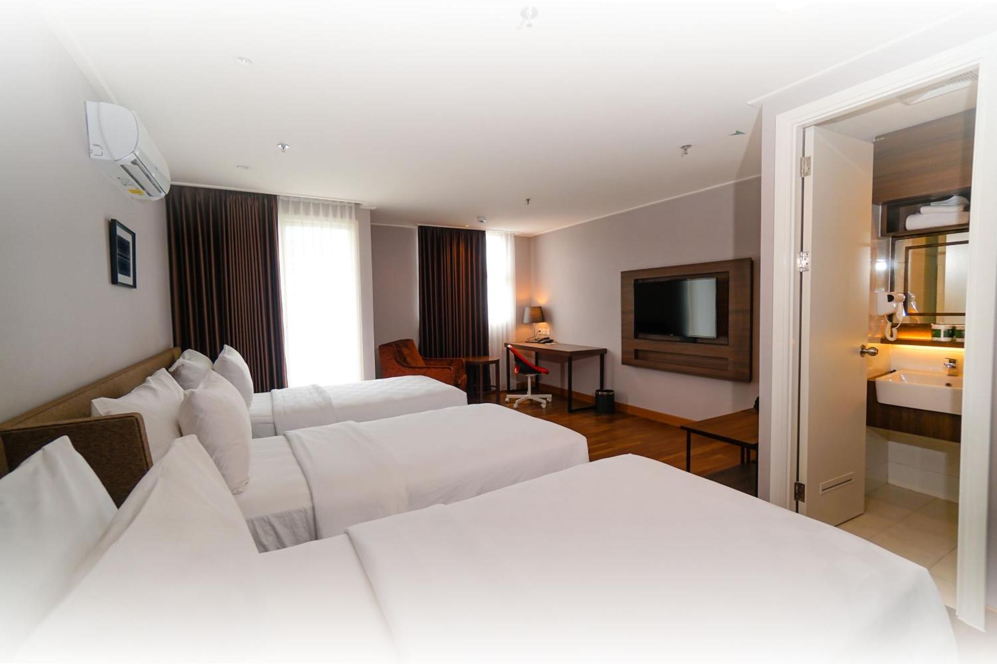 Swiss-Belcourt Serpong Dış mekan fotoğraf