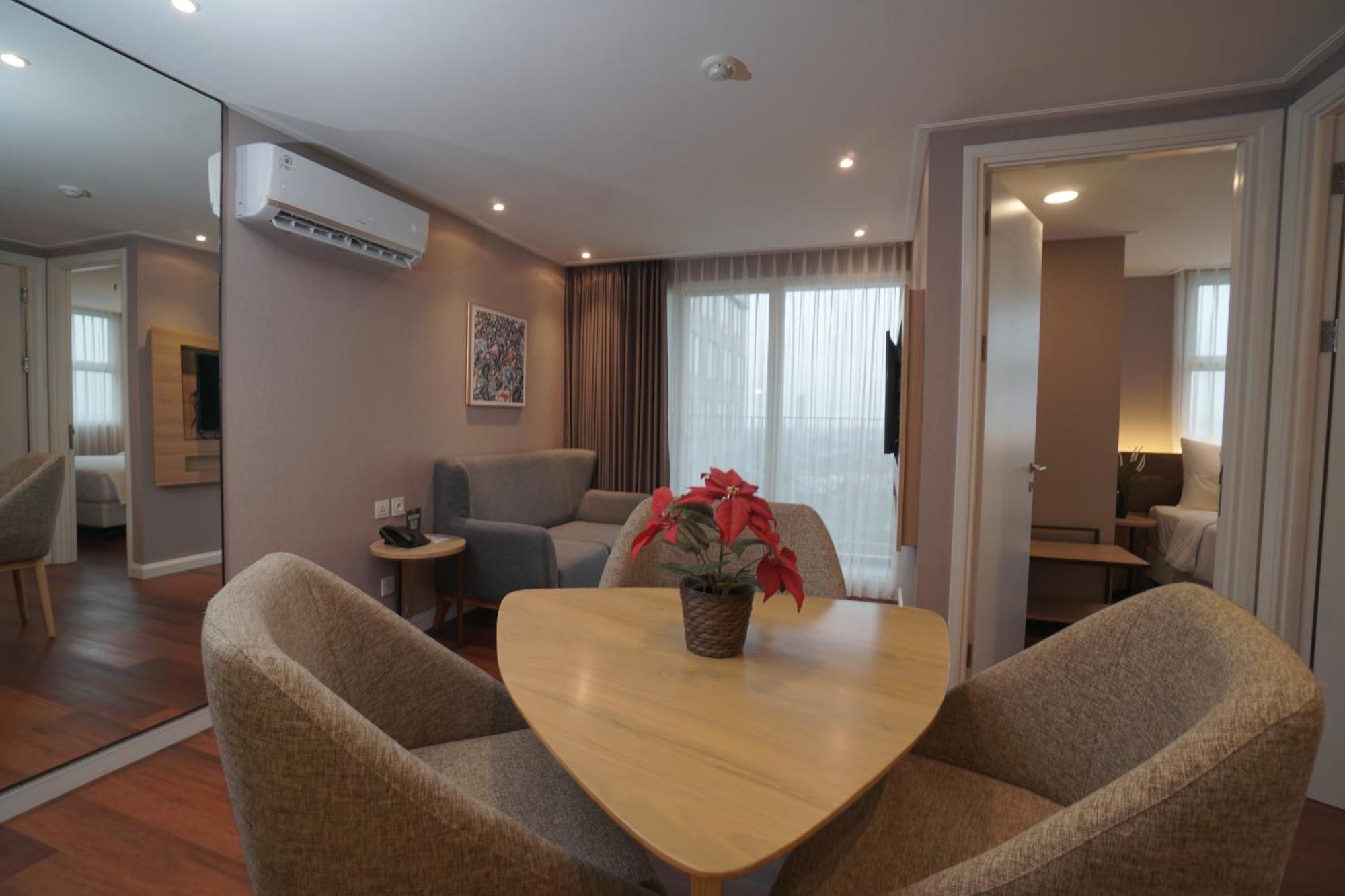 Swiss-Belcourt Serpong Dış mekan fotoğraf