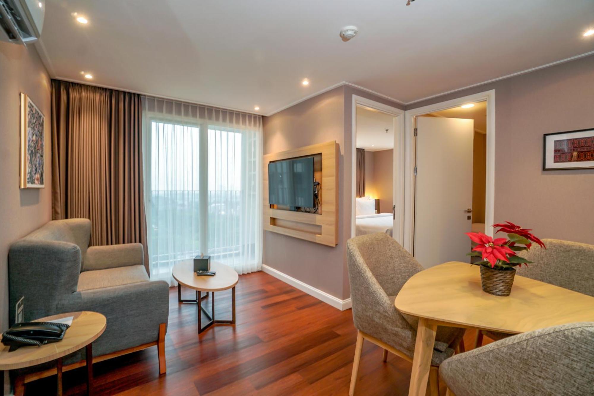 Swiss-Belcourt Serpong Dış mekan fotoğraf