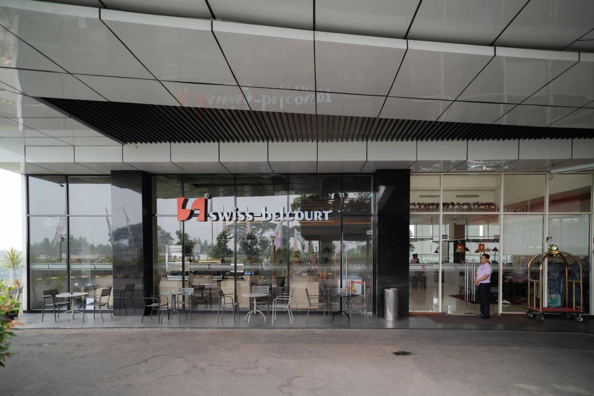 Swiss-Belcourt Serpong Dış mekan fotoğraf