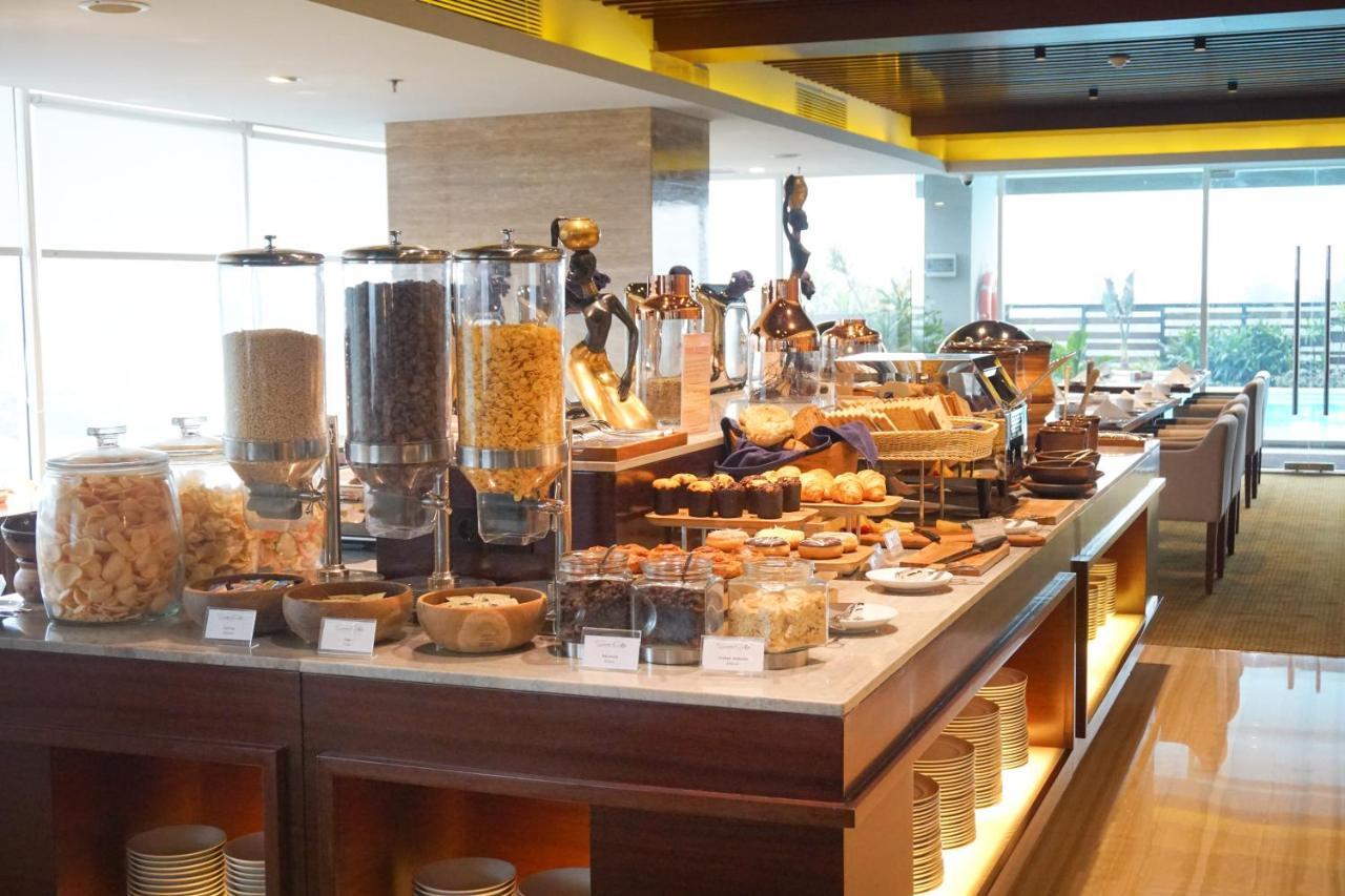 Swiss-Belcourt Serpong Dış mekan fotoğraf